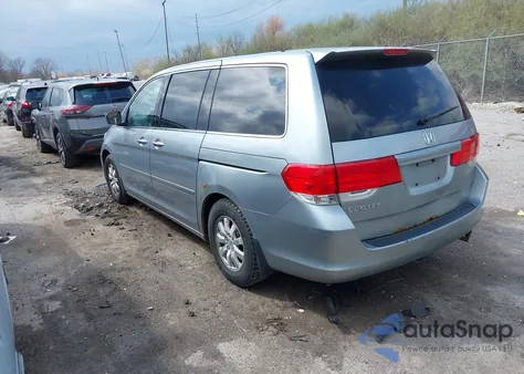 2008 Honda Odyssey Ex z USA, uszkodzony, nr VIN 5FNRL384X8B031115